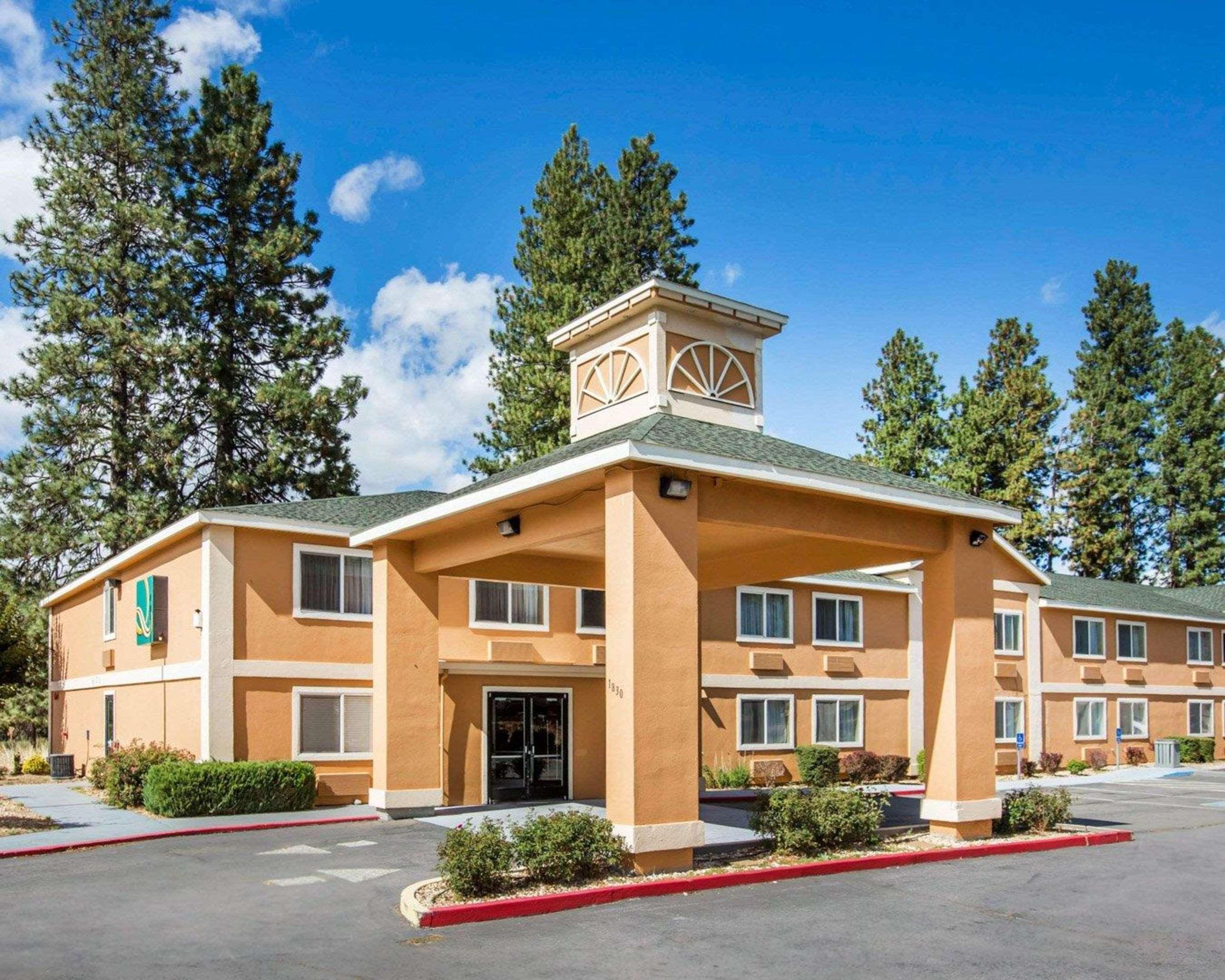 Quality Inn & Suites Weed Extérieur photo