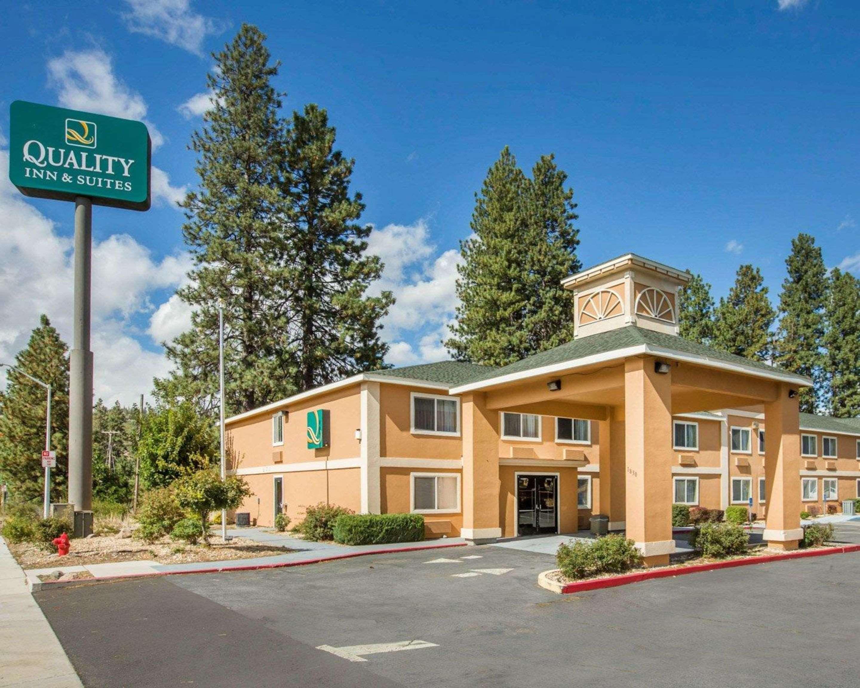 Quality Inn & Suites Weed Extérieur photo